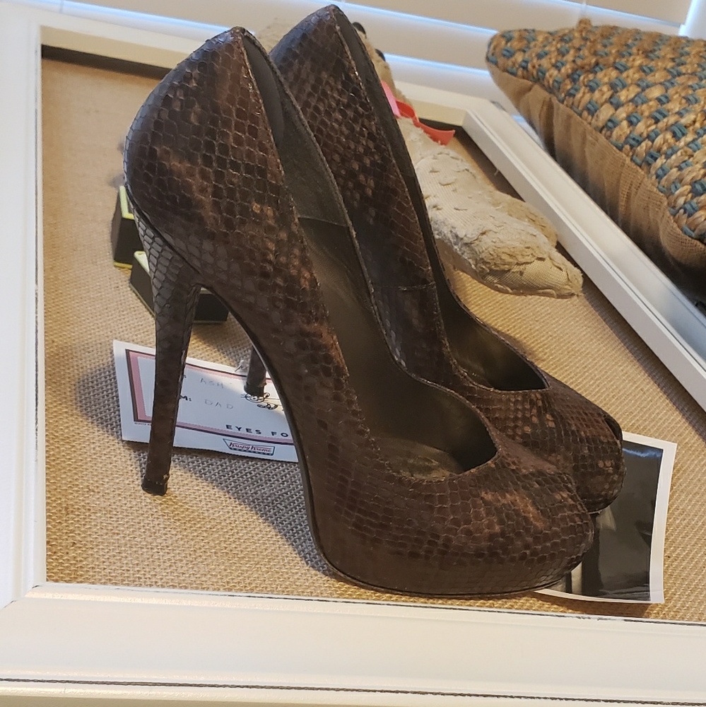 Stuart Weitzman Stilettos, Size 8